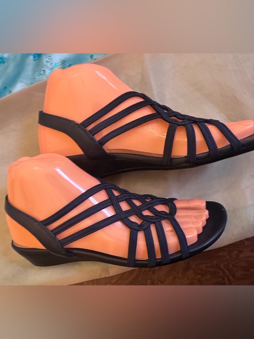 Women's navy blue Strappy Slide Sandals - Elegant Knot Accent - Picture 5 of 7